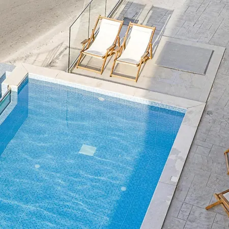 Blue Waves Oceanida Никиана